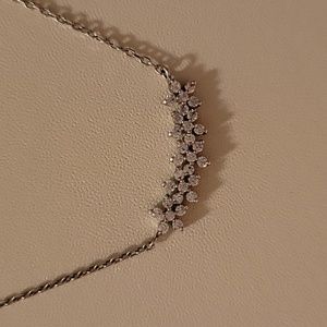 flower necklace